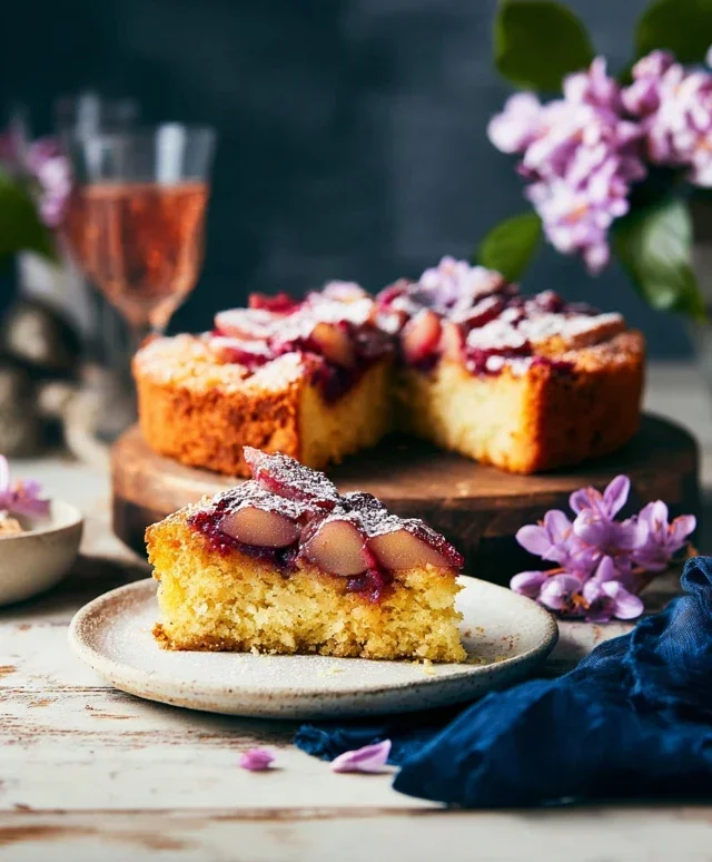 16 Stunning Springtime Baked Goods